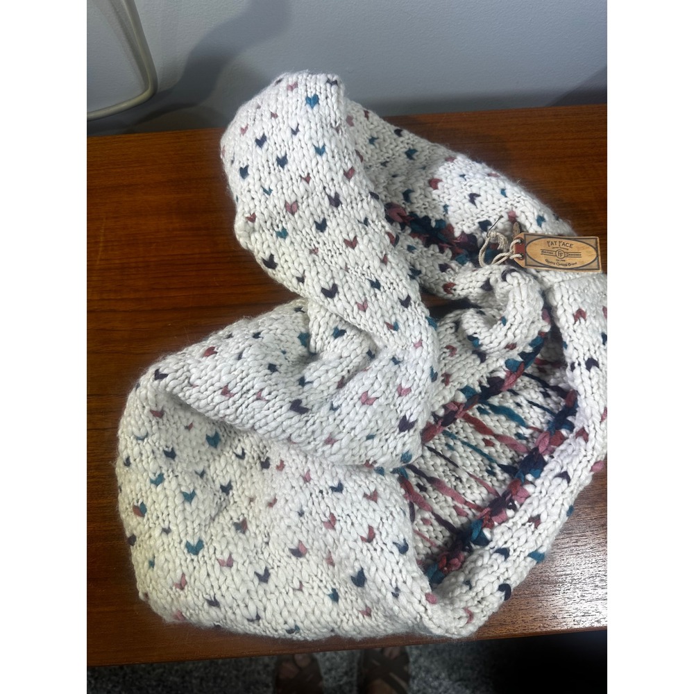 FatFace Natalie V Knit Snood Ivory Speckled Chunky Infinity Scarf NWT